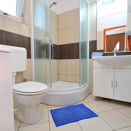 Apartment Ante-2 By Interhome *